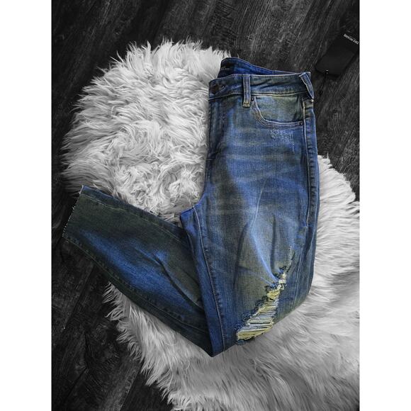 True Religion Halle Destroyed Raw Hem Mid Rise Skinny Jeans - New 31 waist - Picture 3 of 3
